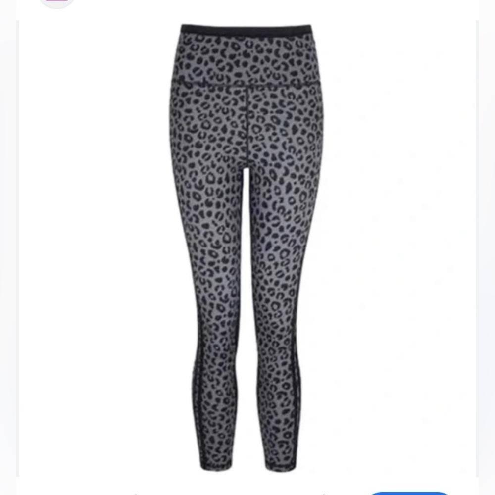 ✨ Allfenix | Black N Grey Leopard Print Leggings